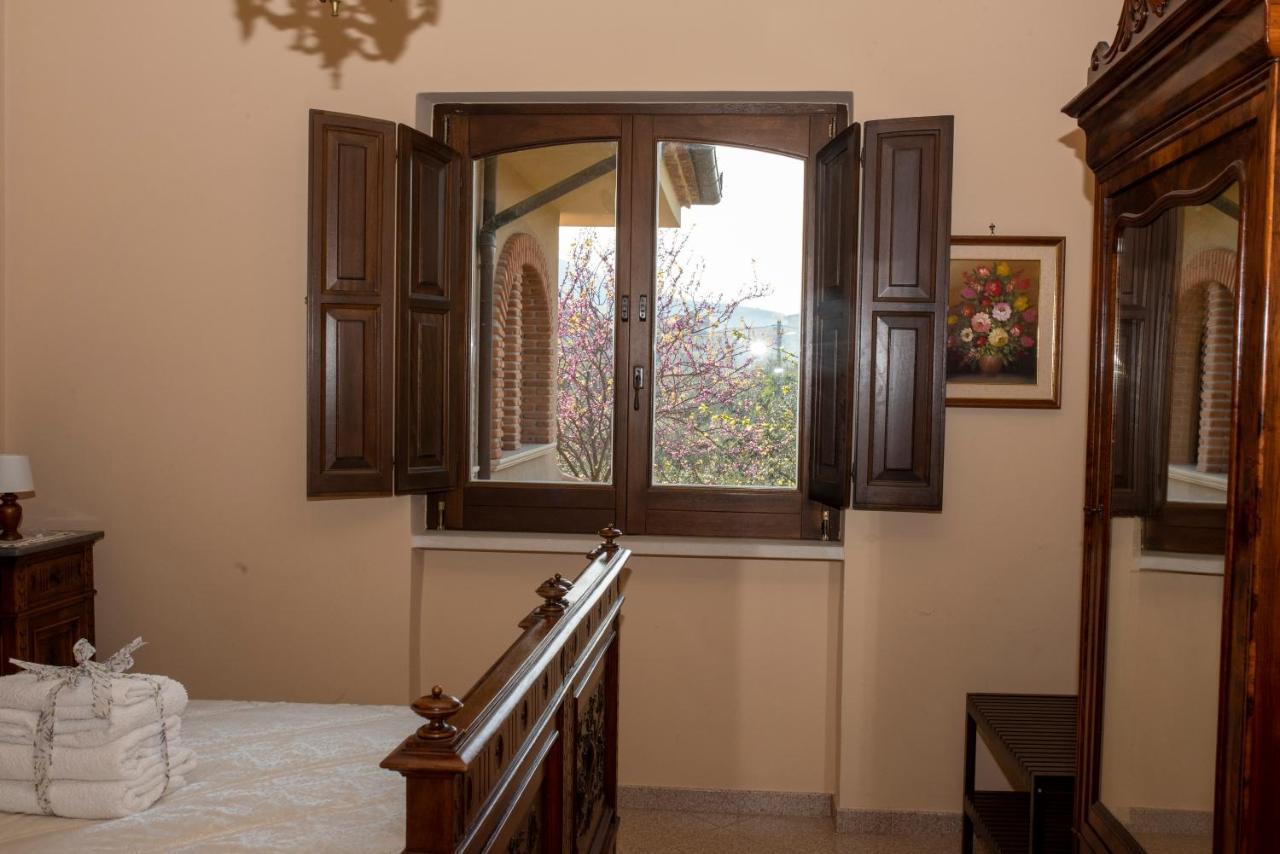 Hotel La Ginestra à Castel San Lorenzo Extérieur photo