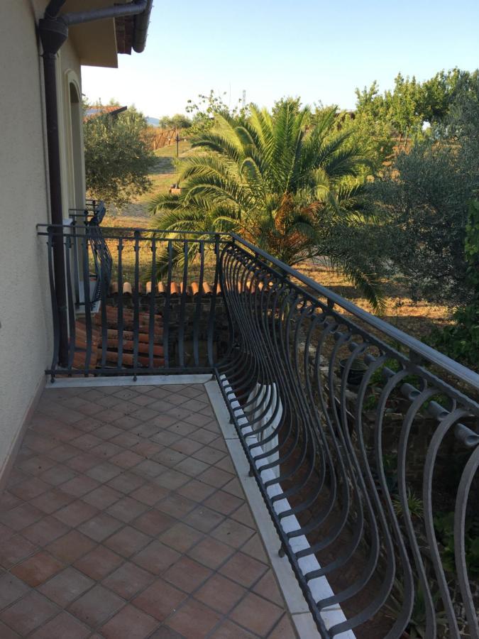 Hotel La Ginestra à Castel San Lorenzo Extérieur photo
