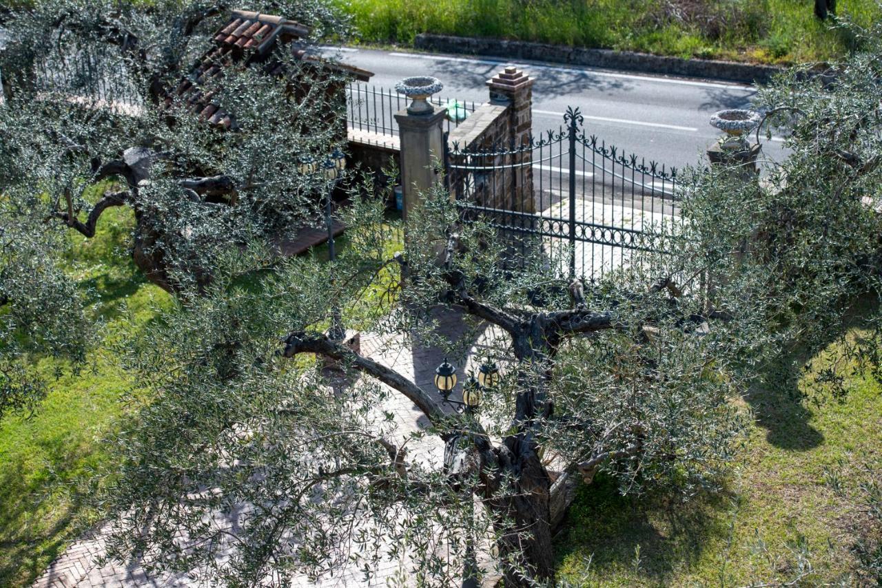 Hotel La Ginestra à Castel San Lorenzo Extérieur photo