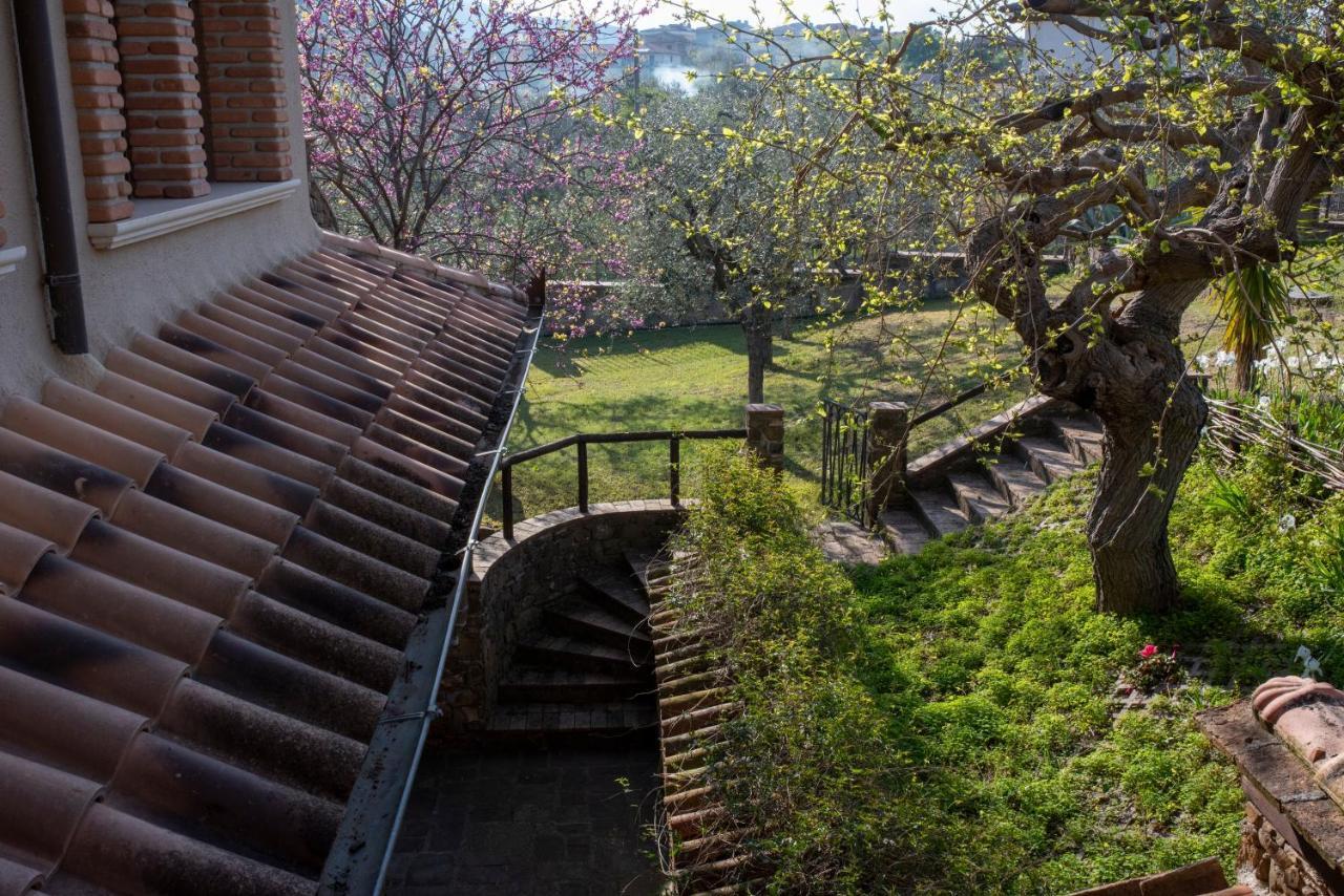 Hotel La Ginestra à Castel San Lorenzo Extérieur photo