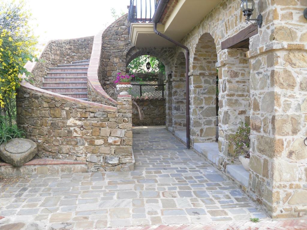 Hotel La Ginestra à Castel San Lorenzo Extérieur photo