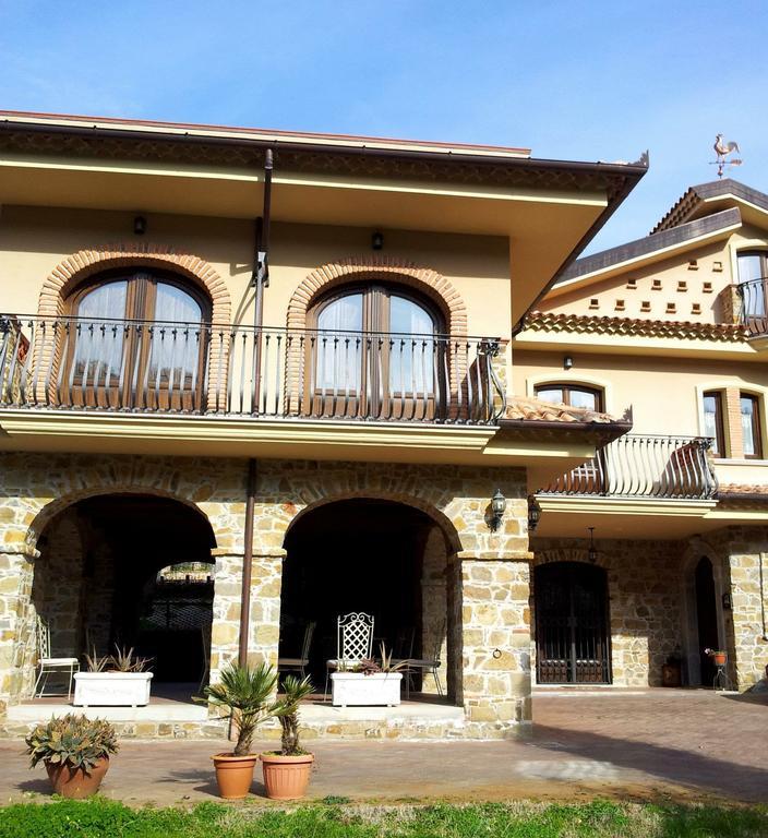 Hotel La Ginestra à Castel San Lorenzo Extérieur photo