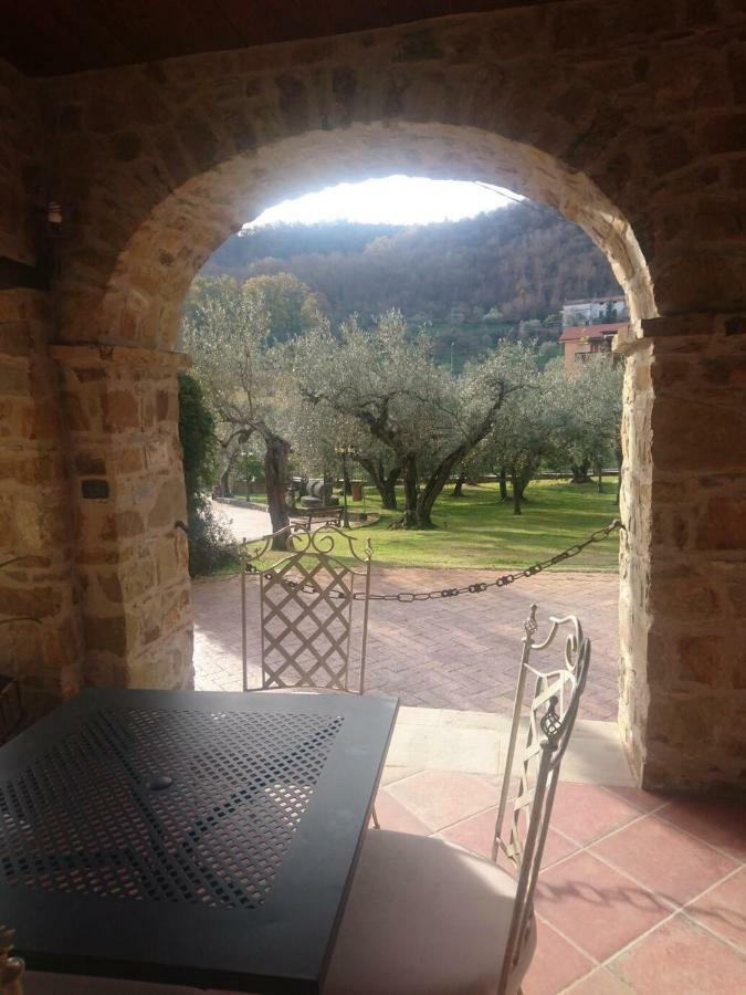 Hotel La Ginestra à Castel San Lorenzo Extérieur photo