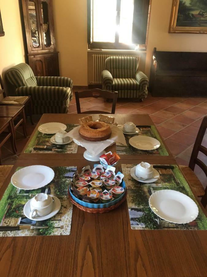 Hotel La Ginestra à Castel San Lorenzo Extérieur photo